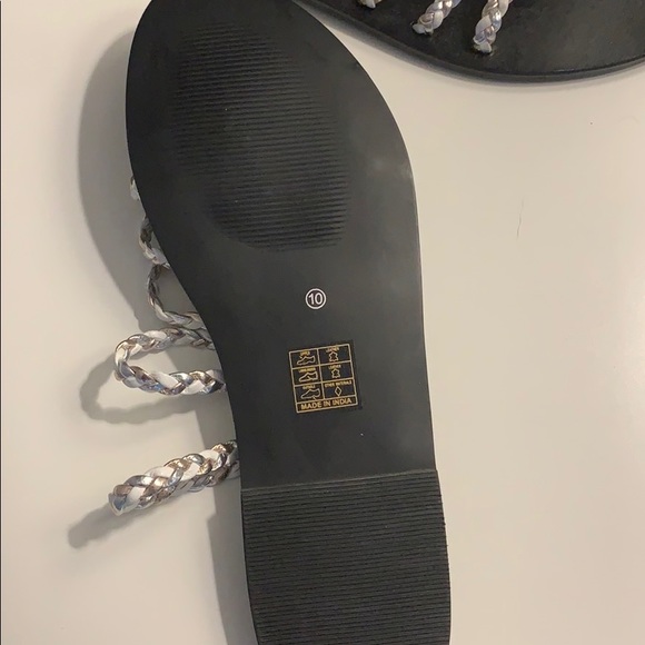 Sandals - Picture 2 of 5